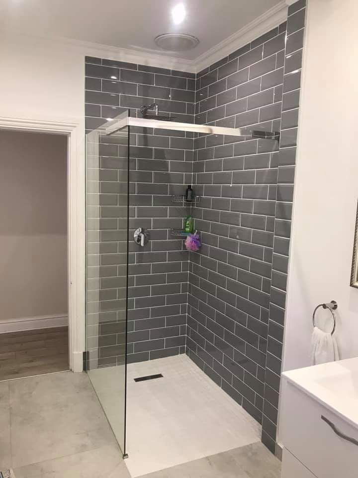 Modern Shower